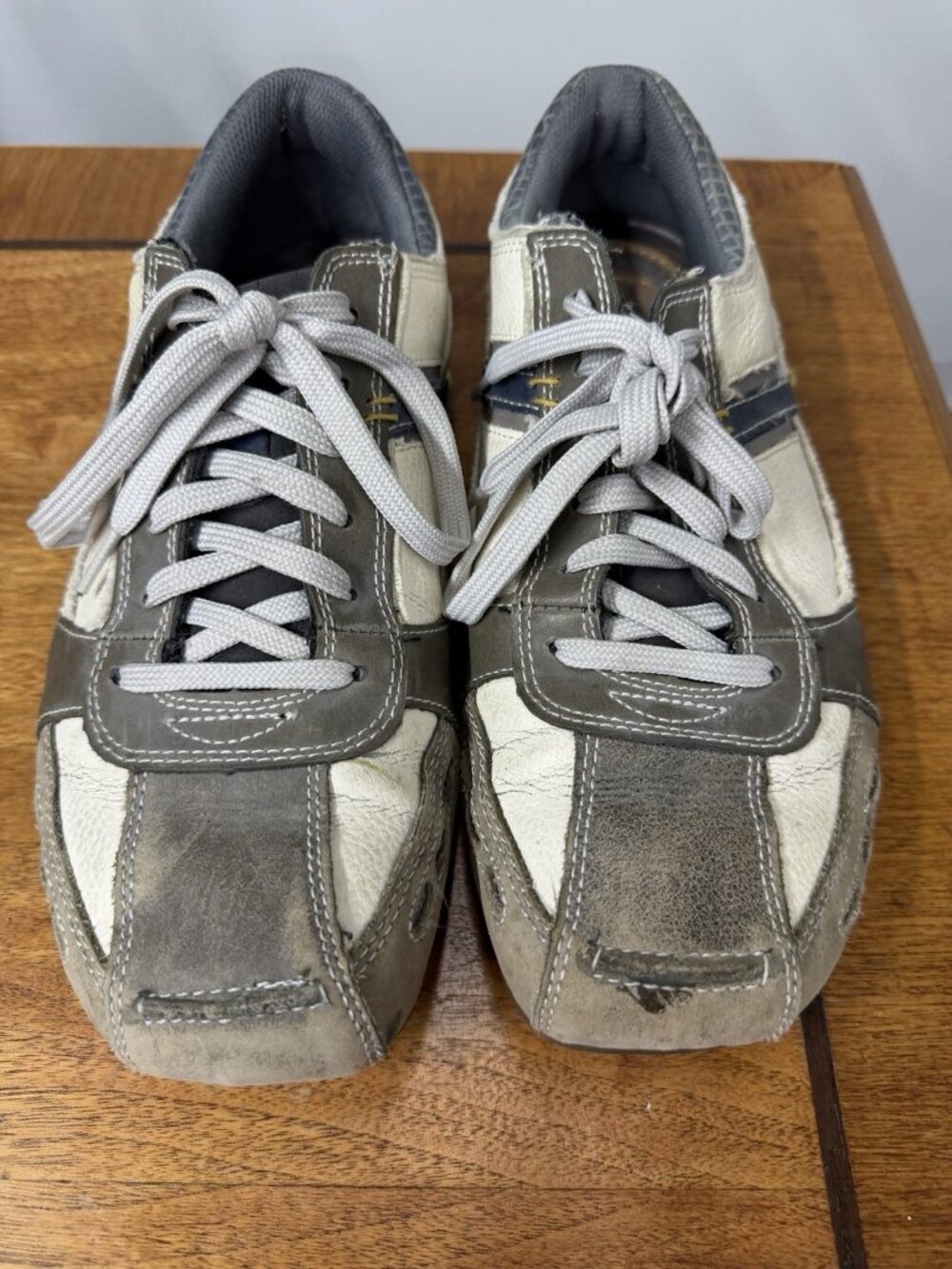 Skechers Mens Sz 10 Distress Brown Off White Leather Lace Up Comfort Casual Shoe